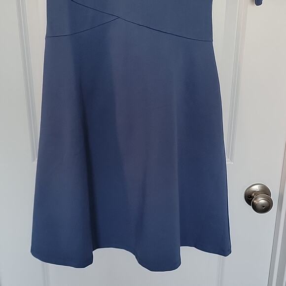 Betabrand Shapeline A+ Compression Travel Dress, M - Picture 5 of 9